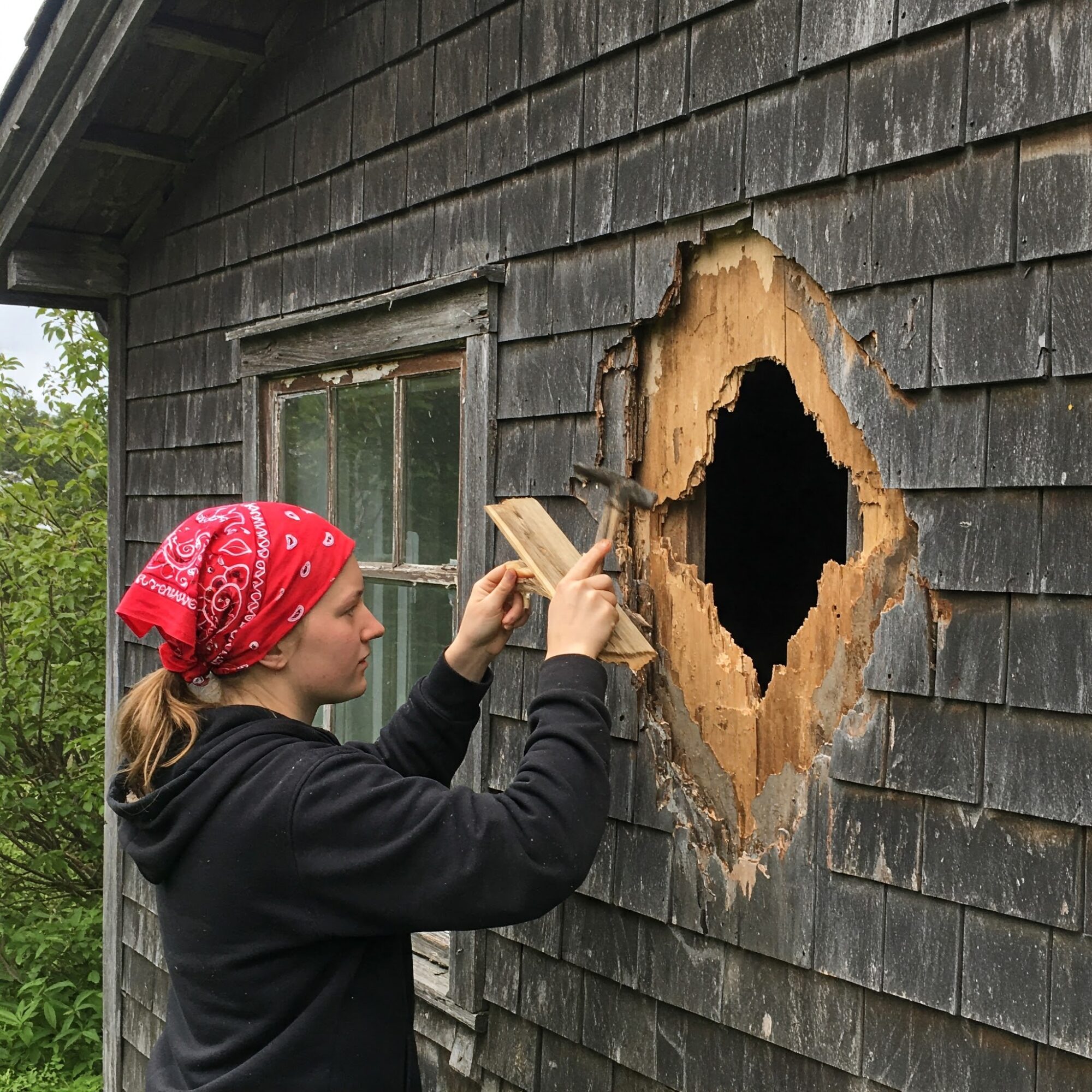 Mastering the Art of Sliding Repair: How to Patch a Large Hole in Siding Like a Pro